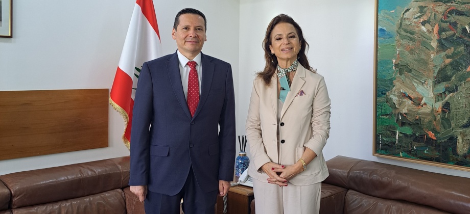 Embajador Edwin Ostos Alfonso promueve a Colombia como destino turístico ante la Ministra de Turismo del Líbano