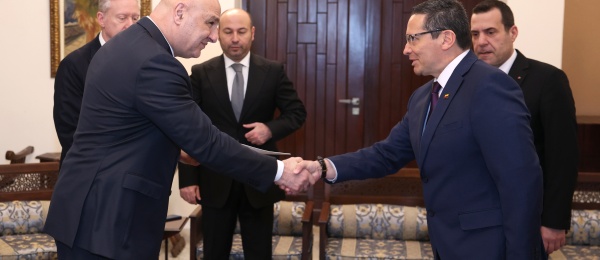 El Embajador Edwin Ostos Alfonso presenta cartas credenciales ante el Presidente de la República Libanesa, Joseph Aoun